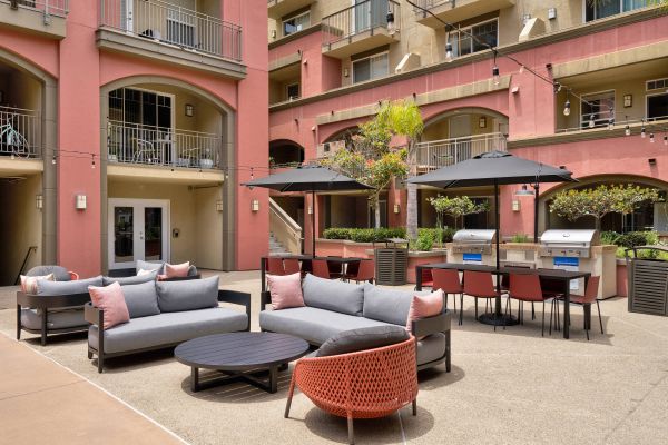 Gema San Diego courtyard seating